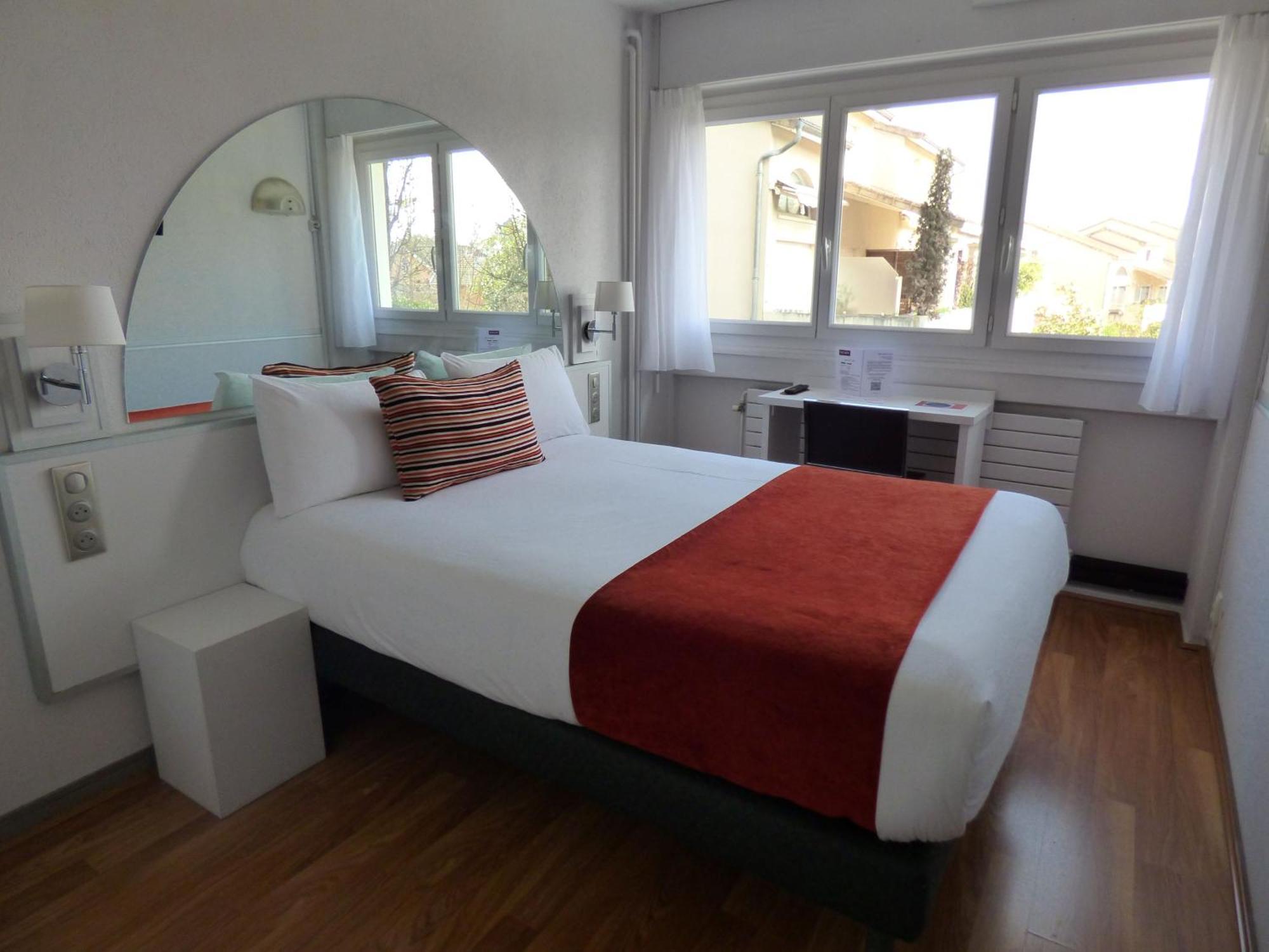 Cit'Hotel Escatel Mâcon Exteriör bild